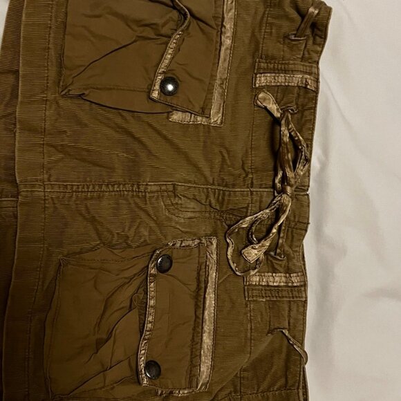 Abercrombie and Fitch Gold Corduroy Mini skirt Y2K - Picture 2 of 4